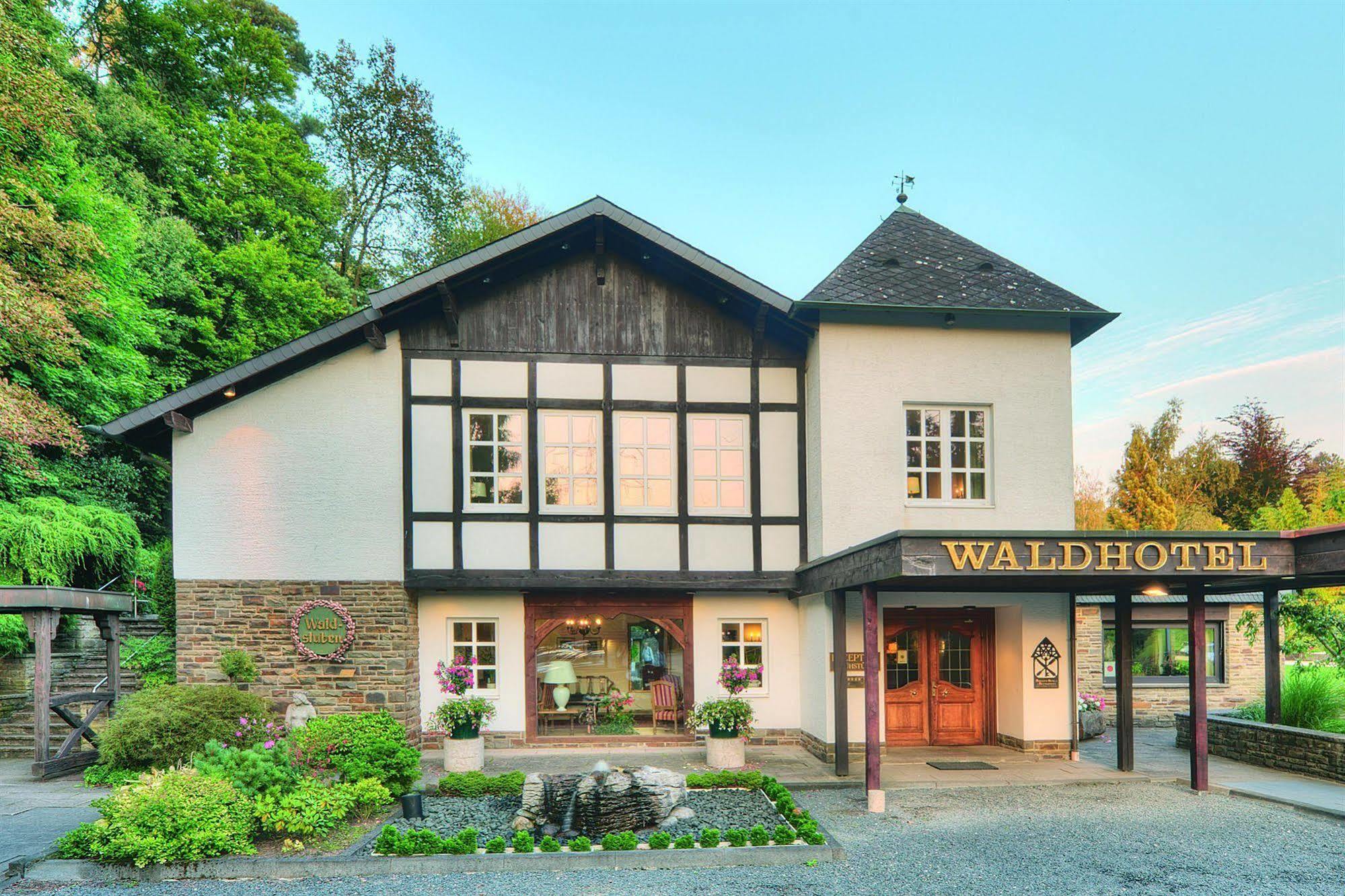 Romantik Waldhotel Mangold Bergisch Gladbach Eksteriør billede