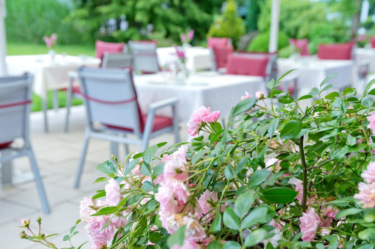 Romantik Waldhotel Mangold Bergisch Gladbach Eksteriør billede